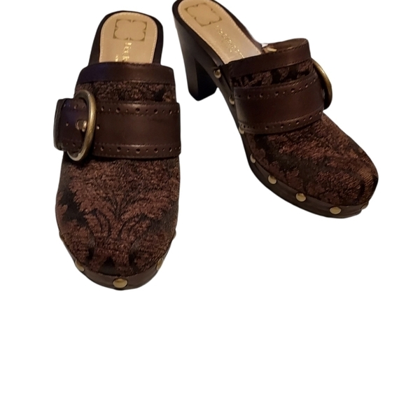 Liz Claiborne new york size 6 slide on, nwot , wooded heel studded - Picture 10 of 11